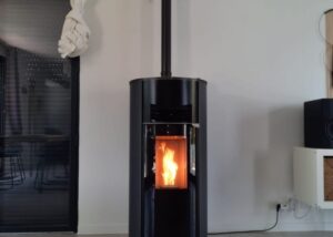 Poeles Breizh Poeles Et Cheminees A Goven Hoben H6 Eclipse Noir