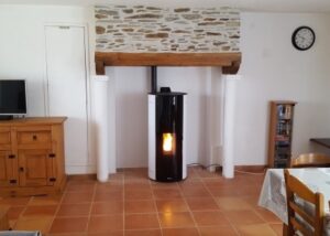 Poeles Breizh Poeles Et Cheminees A Goven Photo Poele Granules Poeles Et Breizh