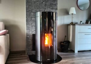 Poeles Breizh Poeles Et Cheminees A Goven Poele Granules Fonte Flamme Curl